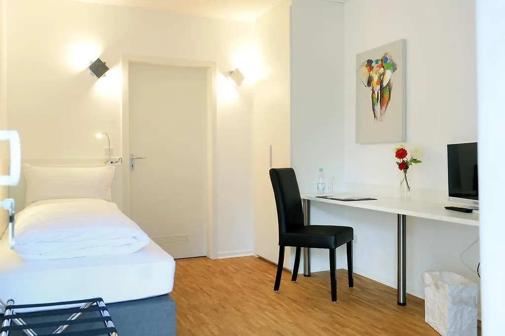 Bed & Breakfast Meerbusch 0*,  Germany
