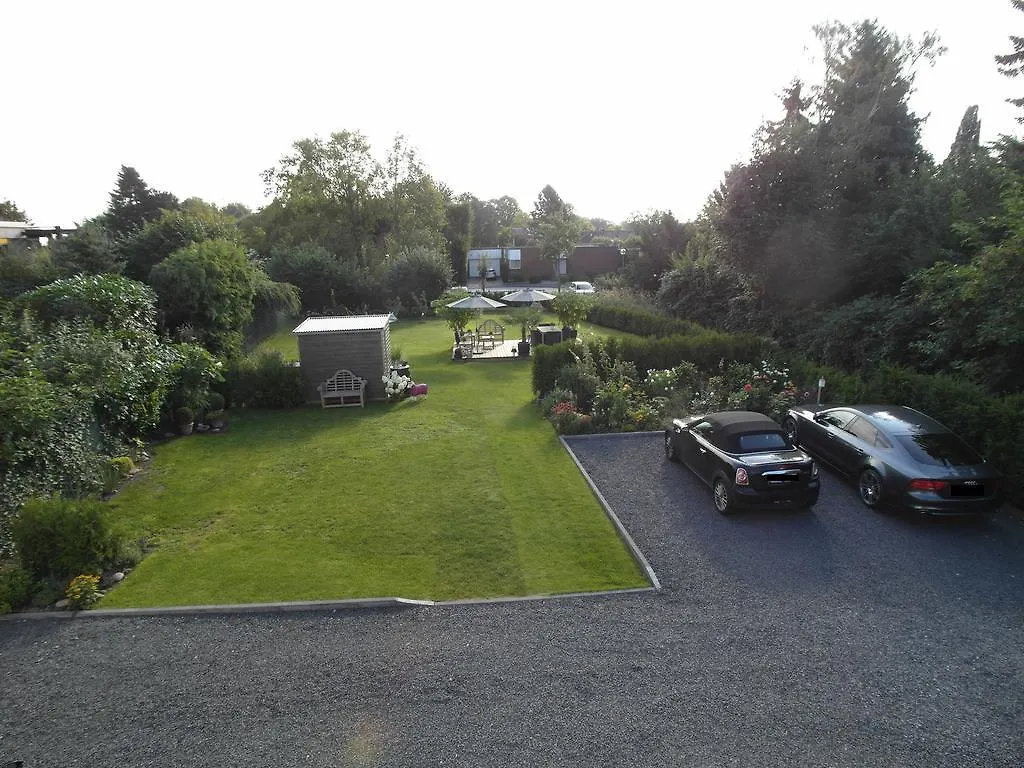Bed & Breakfast Meerbusch 0*,  Germany